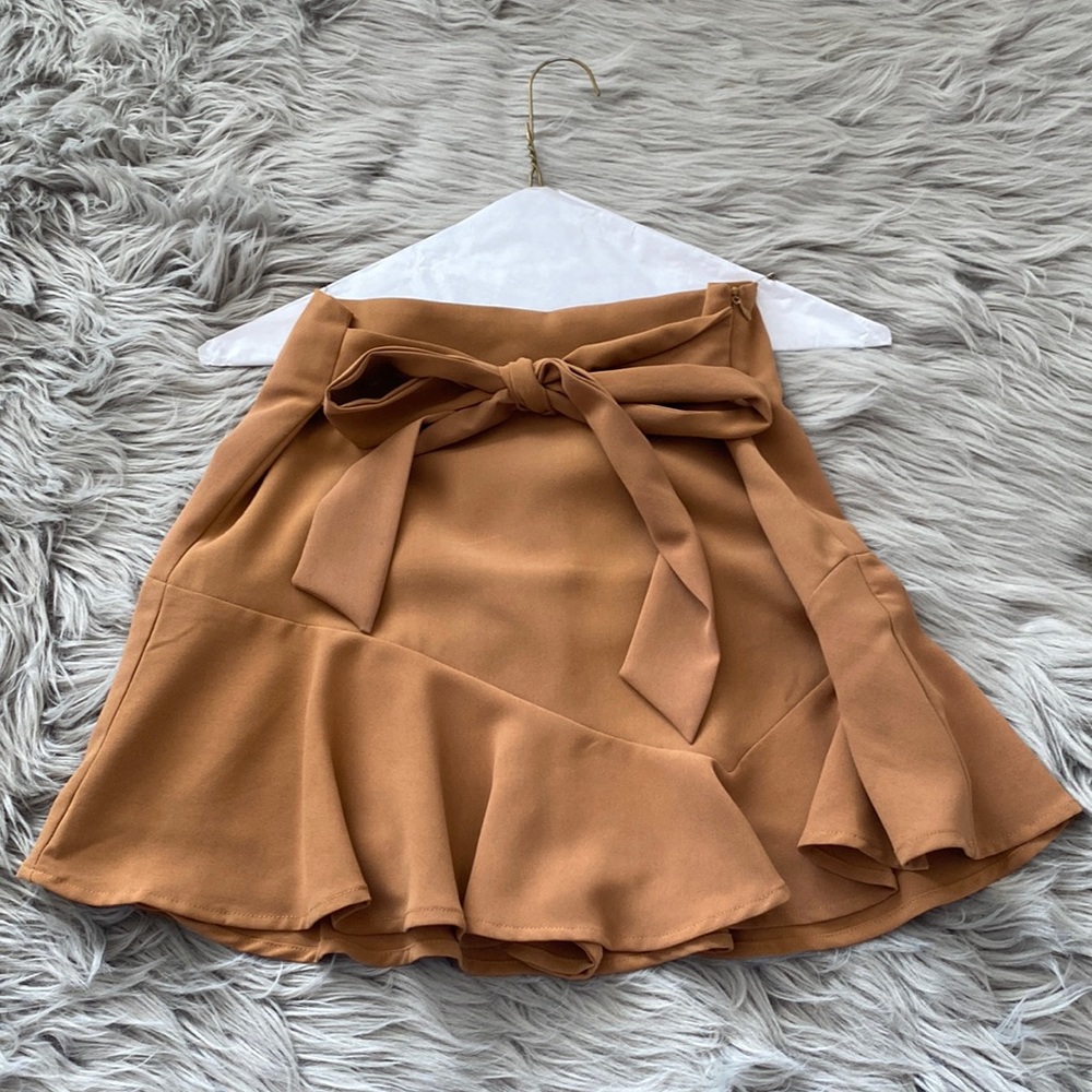 Brown skirt